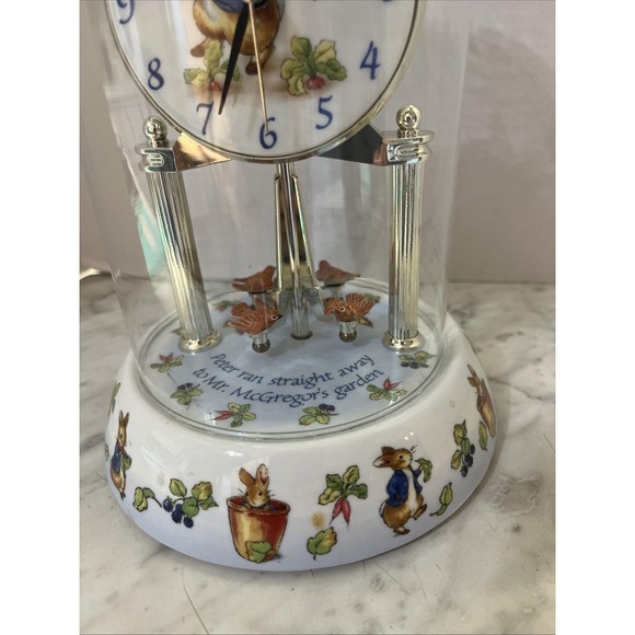 Vintage Peter Rabbit Anniversary Clock 2002 with Swirling Birds Working - Picture 3 of 15